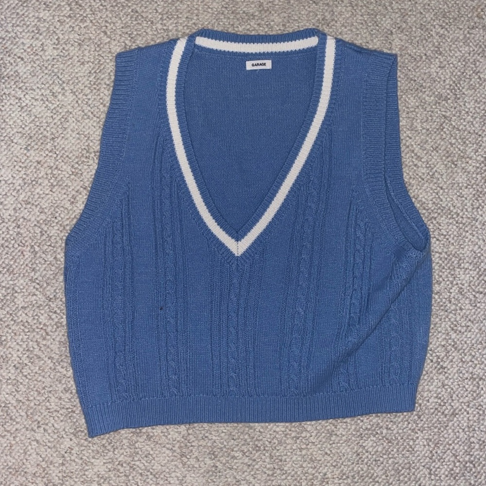 Blue vest Garage
